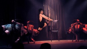 Cabaret - film musikal terbaik