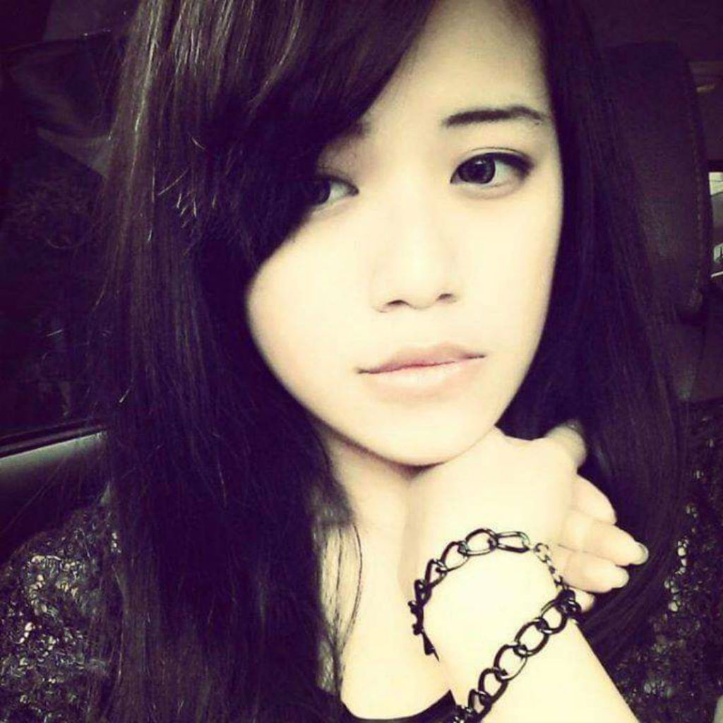 wajah asli the sacred riana