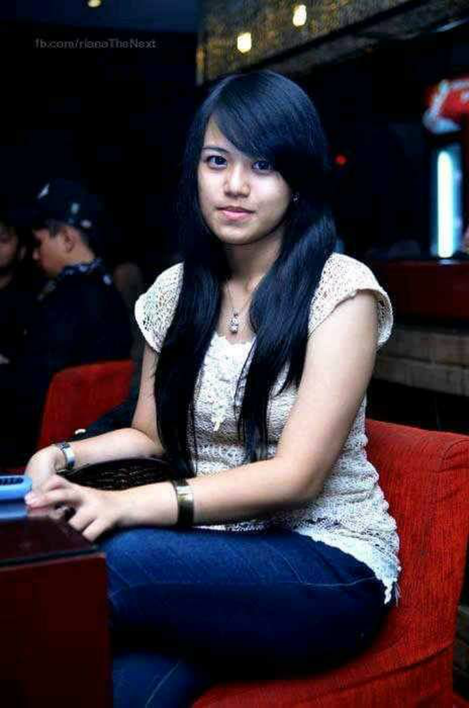 wajah asli the sacred riana
