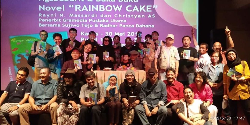 launching rainbow cake 3