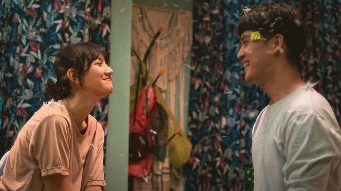 Film Eggnoid: Cinta & Portal Waktu