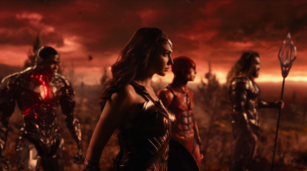 perbedaan justice league zack snyder dengan bioskop