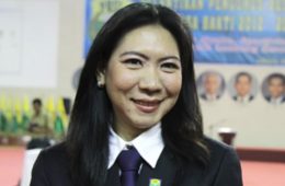 profil susi susanti