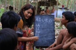 film pendidikan terbaik
